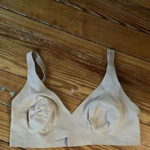 Skims naked plunge bra